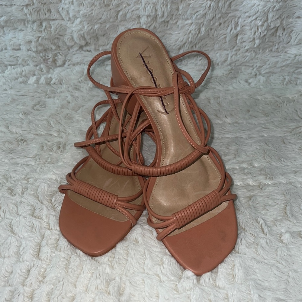 Sandal - Picture 2 of 4